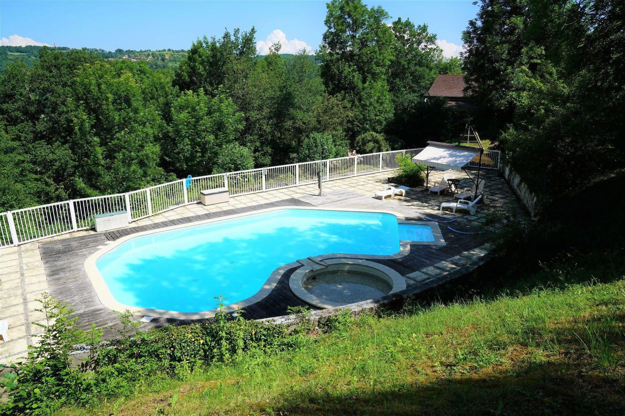 Hotel Restaurant Le Murier De Viels - Grand Figeac Causse-et-Diege 外观 照片